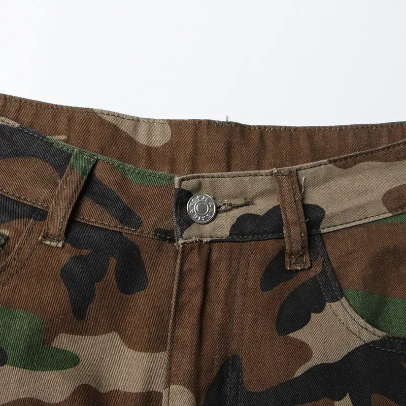 Relaxed Camo Cargo Pants